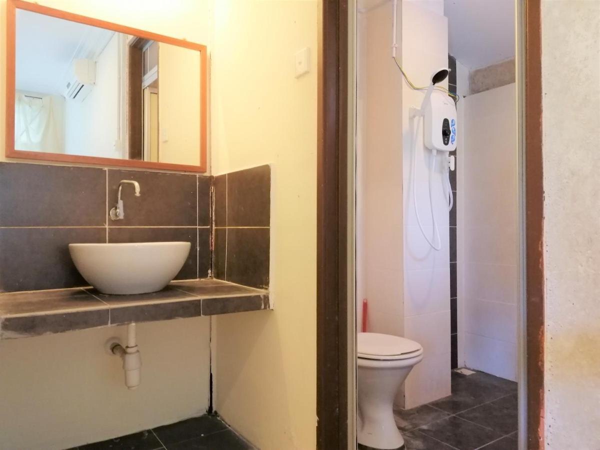 Oyo 89954 D'Yan Chalet Экстерьер фото